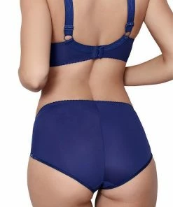 Axami Lingerie Briefs V-8533