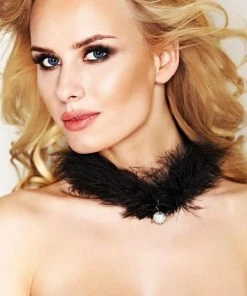 7 Th Heaven Furry Necklace