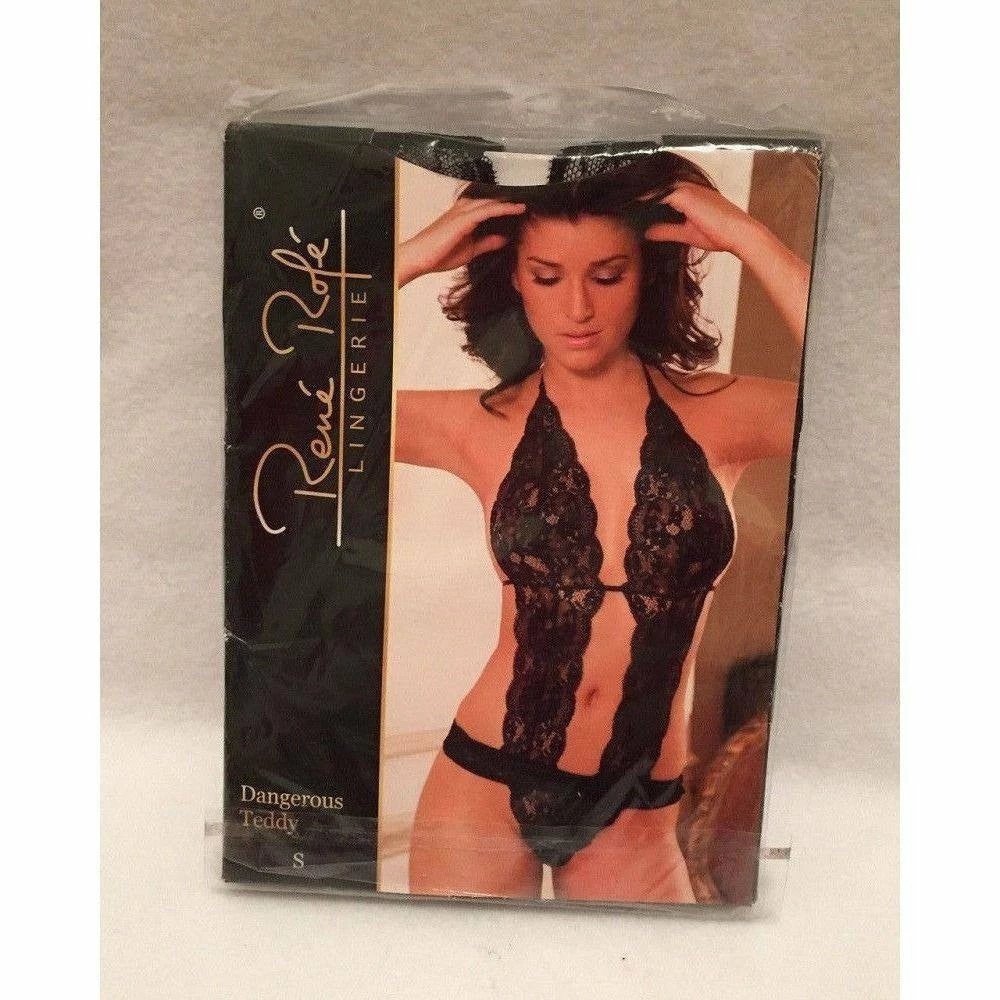 Réne Rófe Lingerie Lace G-string Back Body 5 Réne Rófe Lingerie Lace G-string Back Body